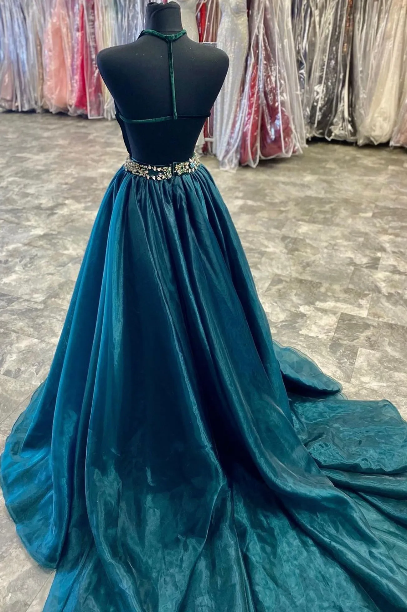 A-Line Velvet Tulle Long Prom Dresses V-Neck Evening Dresses