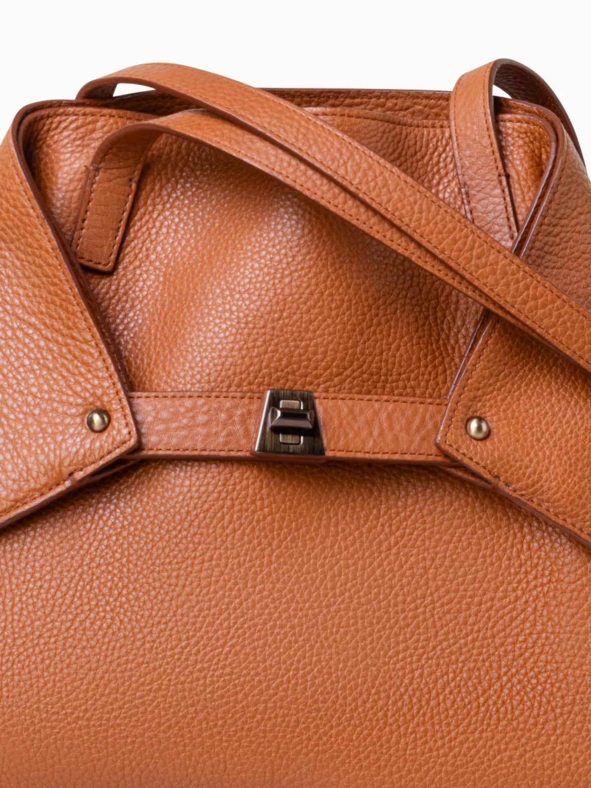 Ai Small Shoulder Tote
