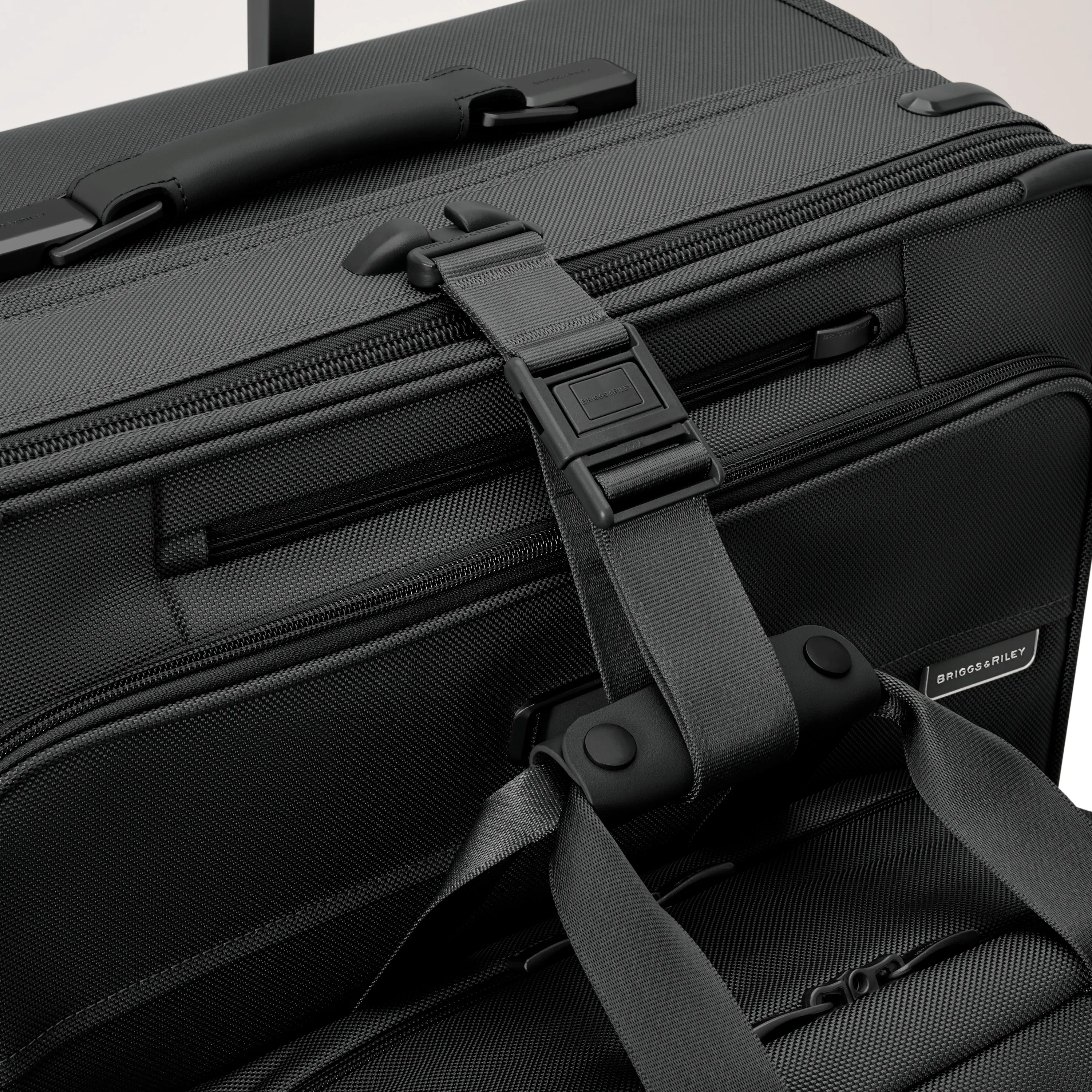 Baseline Extra Large Expandable Spinner Black