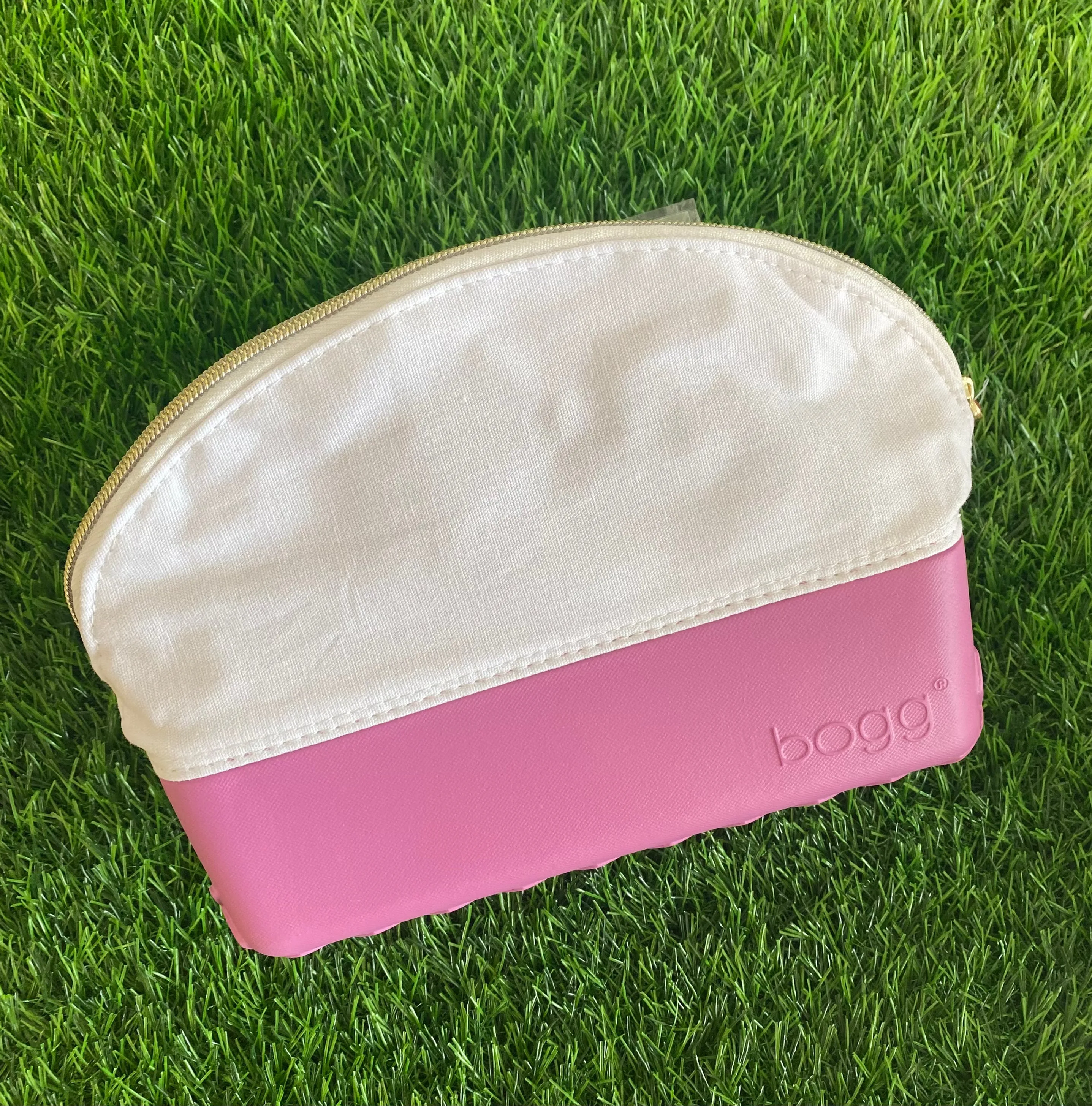 Beauty and the Bogg Bag