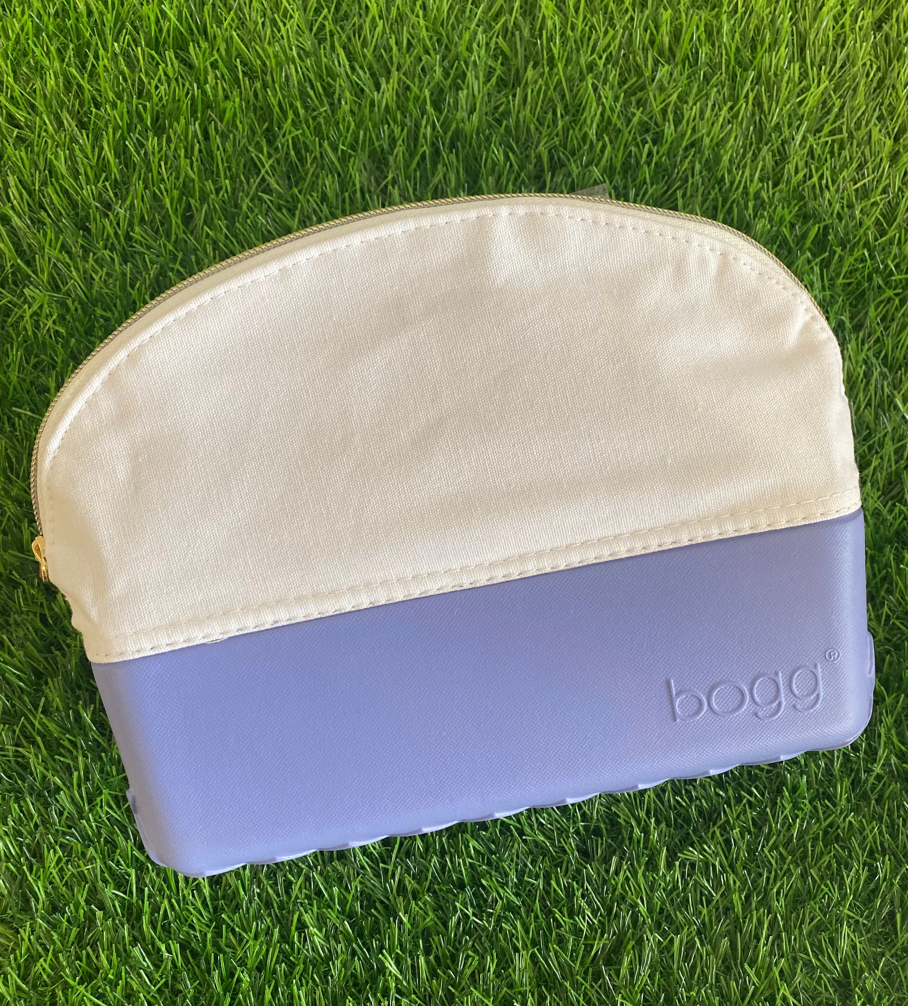 Beauty and the Bogg Bag