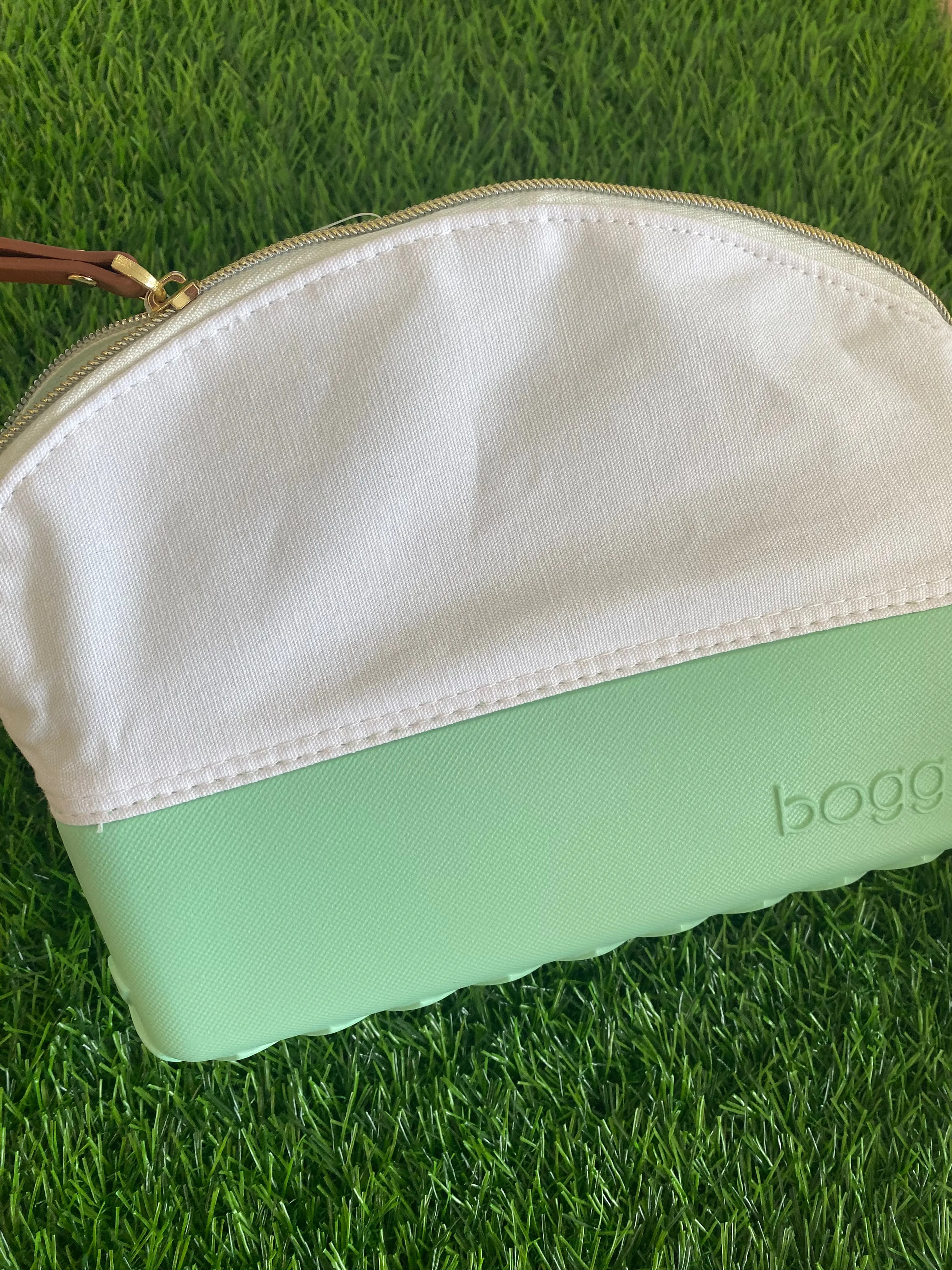 Beauty and the Bogg Bag