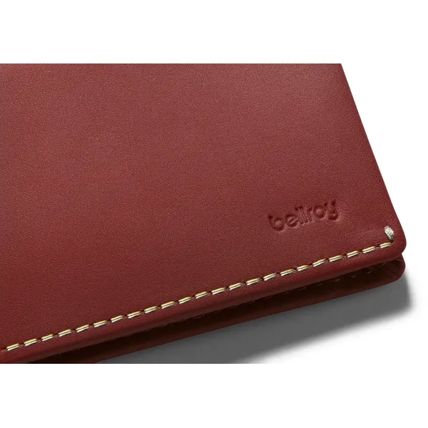 Bellroy Slim Sleeve (red earth)