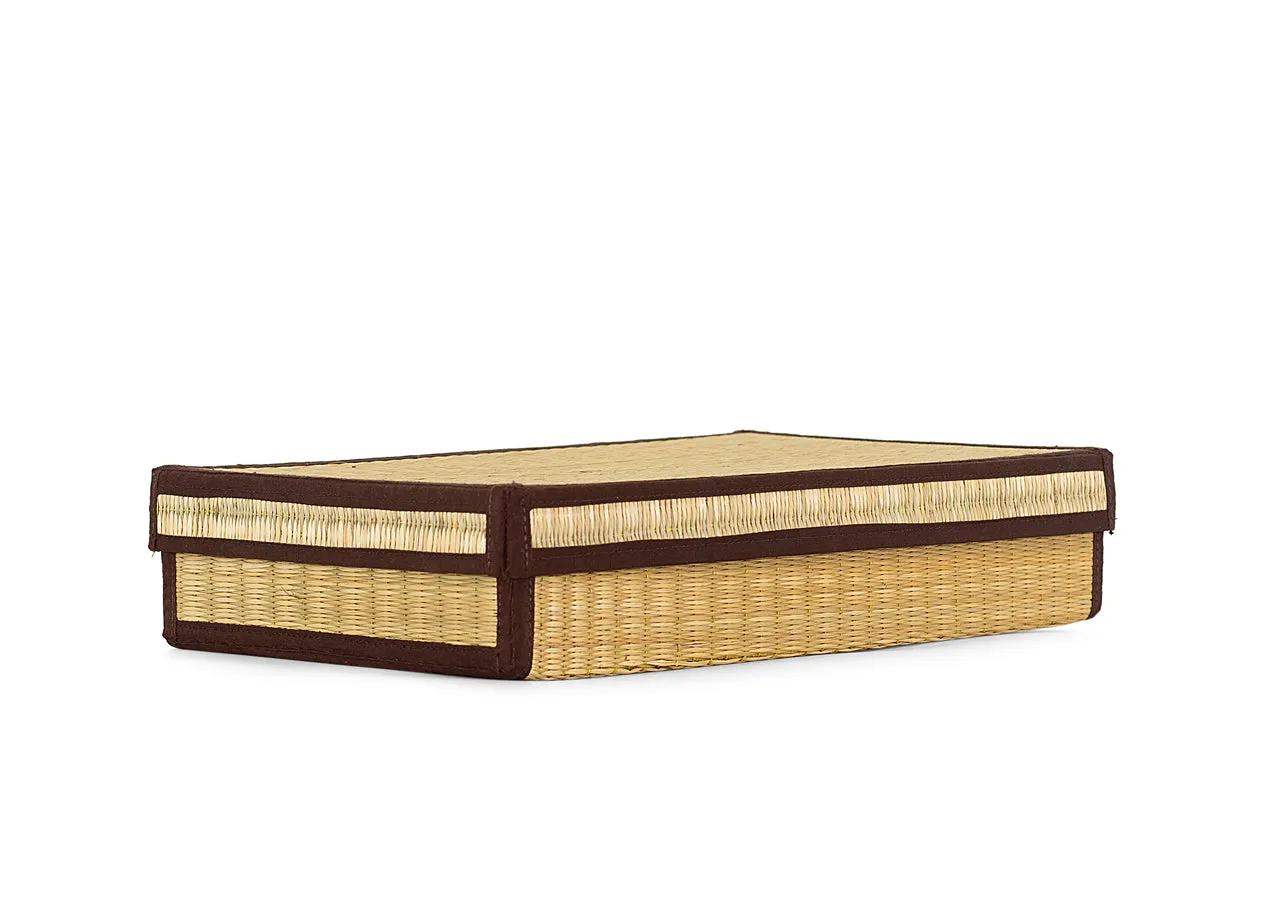 Container with black hem