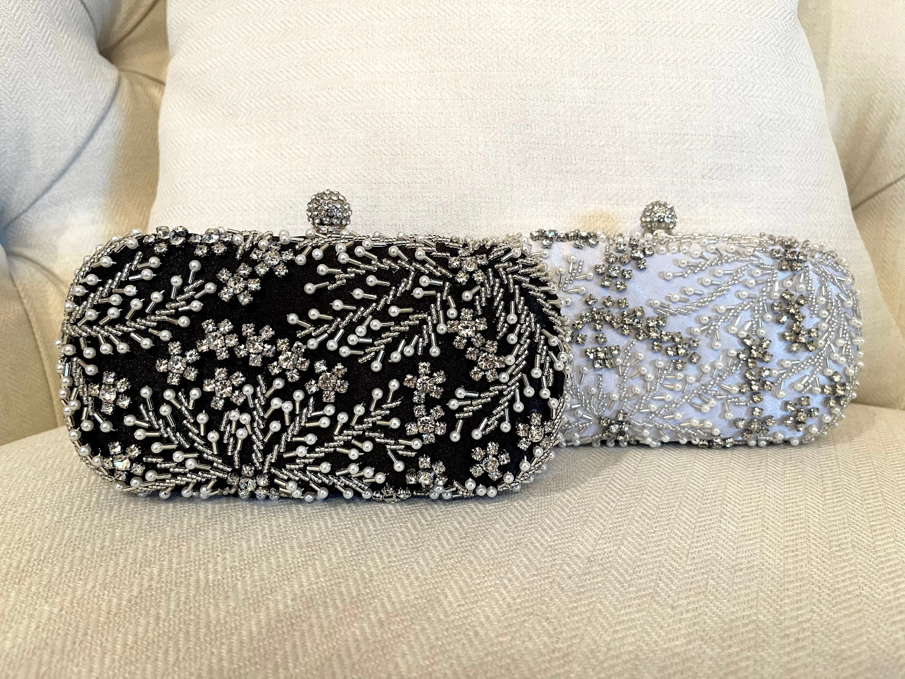 Crystal Leaves & Pearl Beads Clutch | Silver, Black & Off-White Evening Bag
