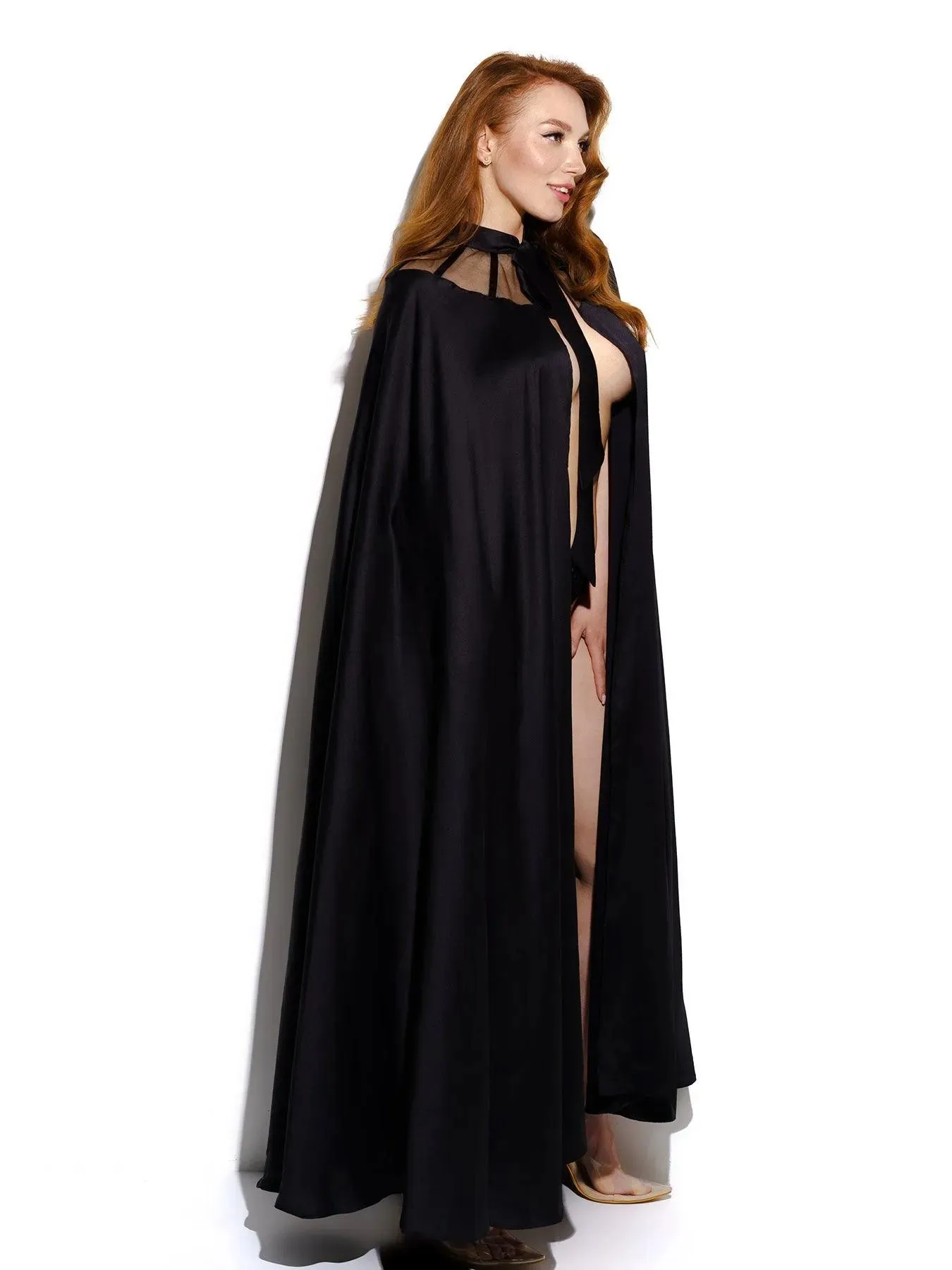 FATAL WOMEN ROBE