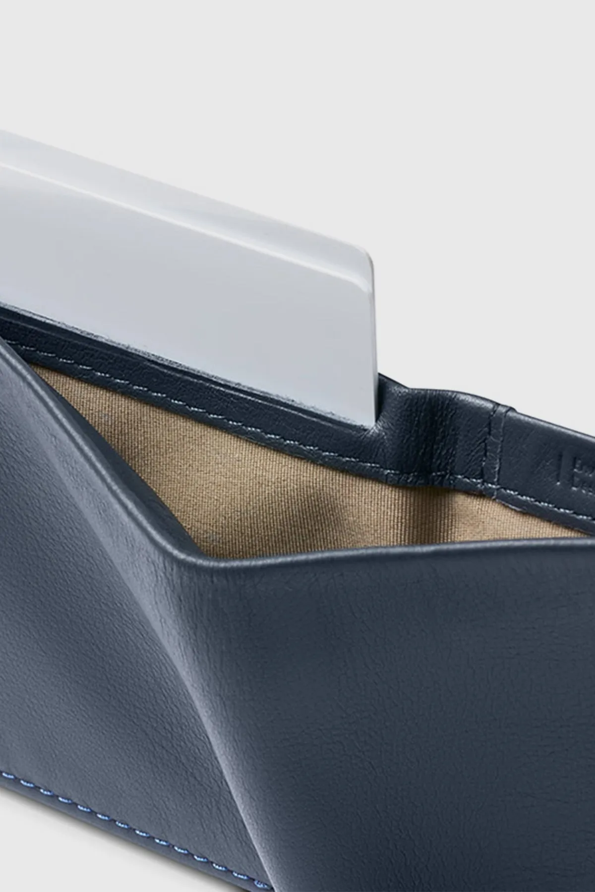 Hide & Seek Wallet - Basalt