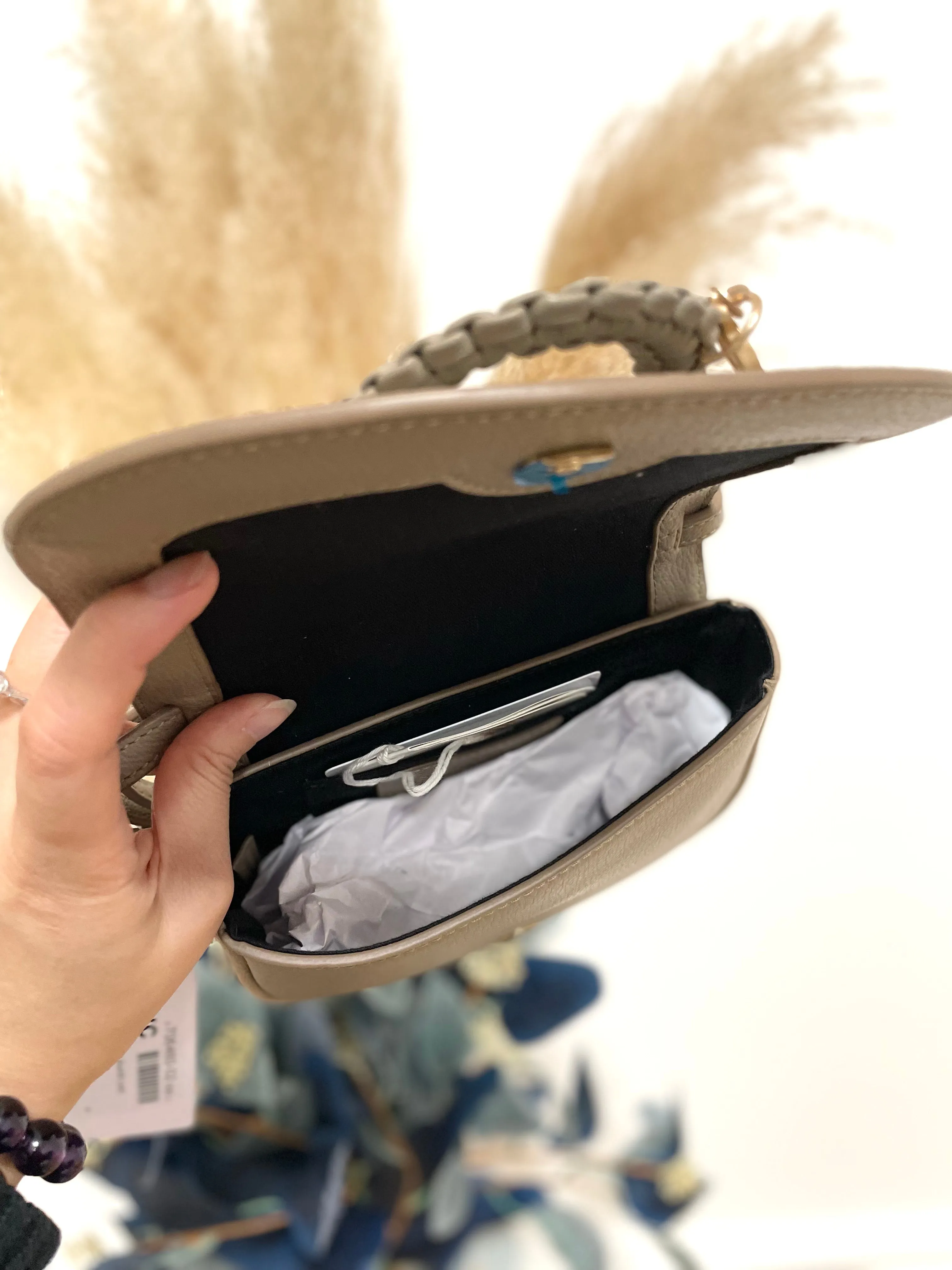 Mini Hana crossbody bag