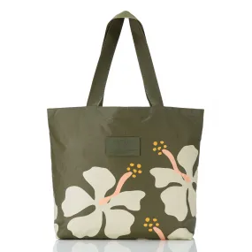Mo'orea Day Tripper / Sand Dollar/Olive