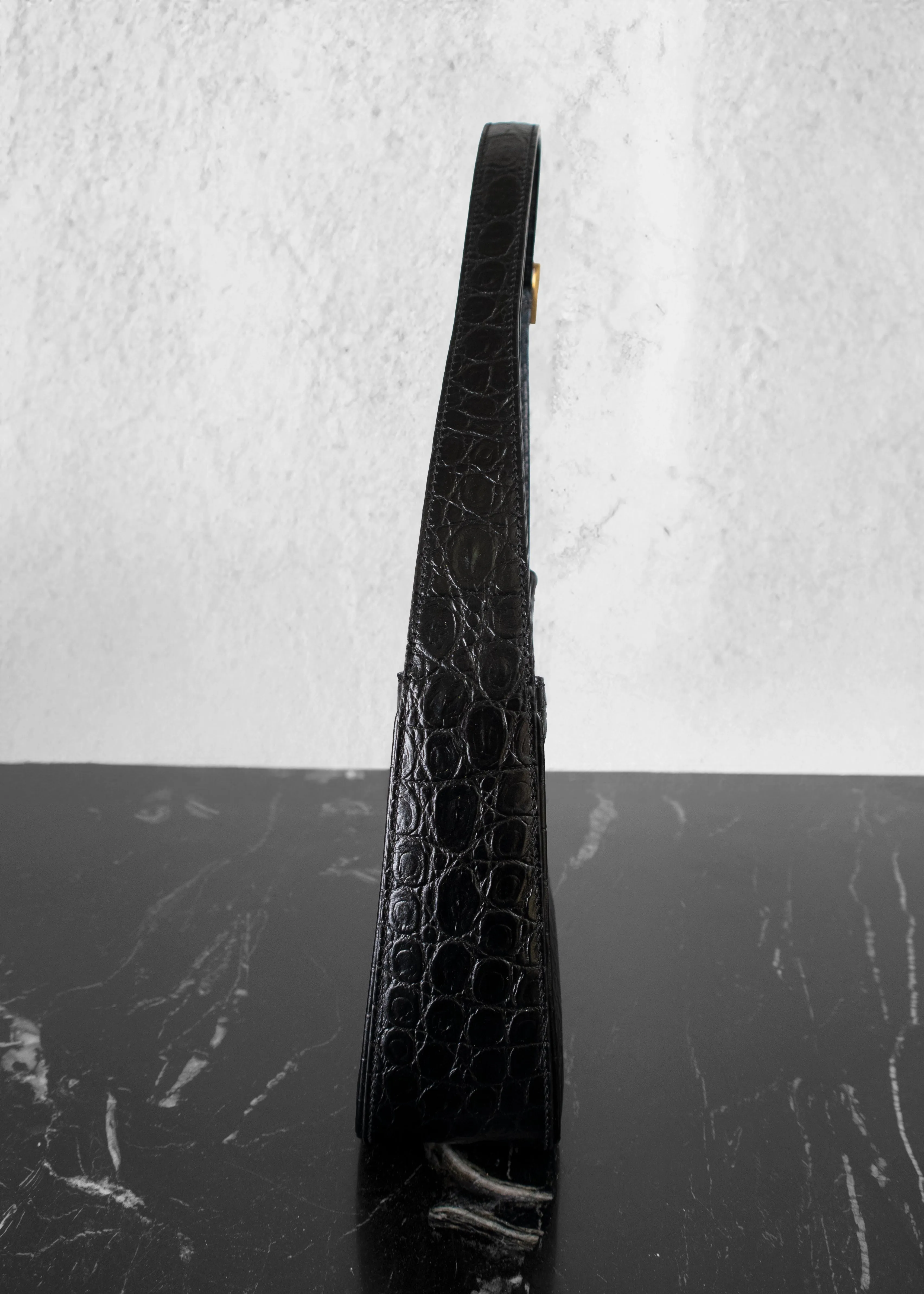 Saint Laurent Le 5 À 7 Leather Handbag