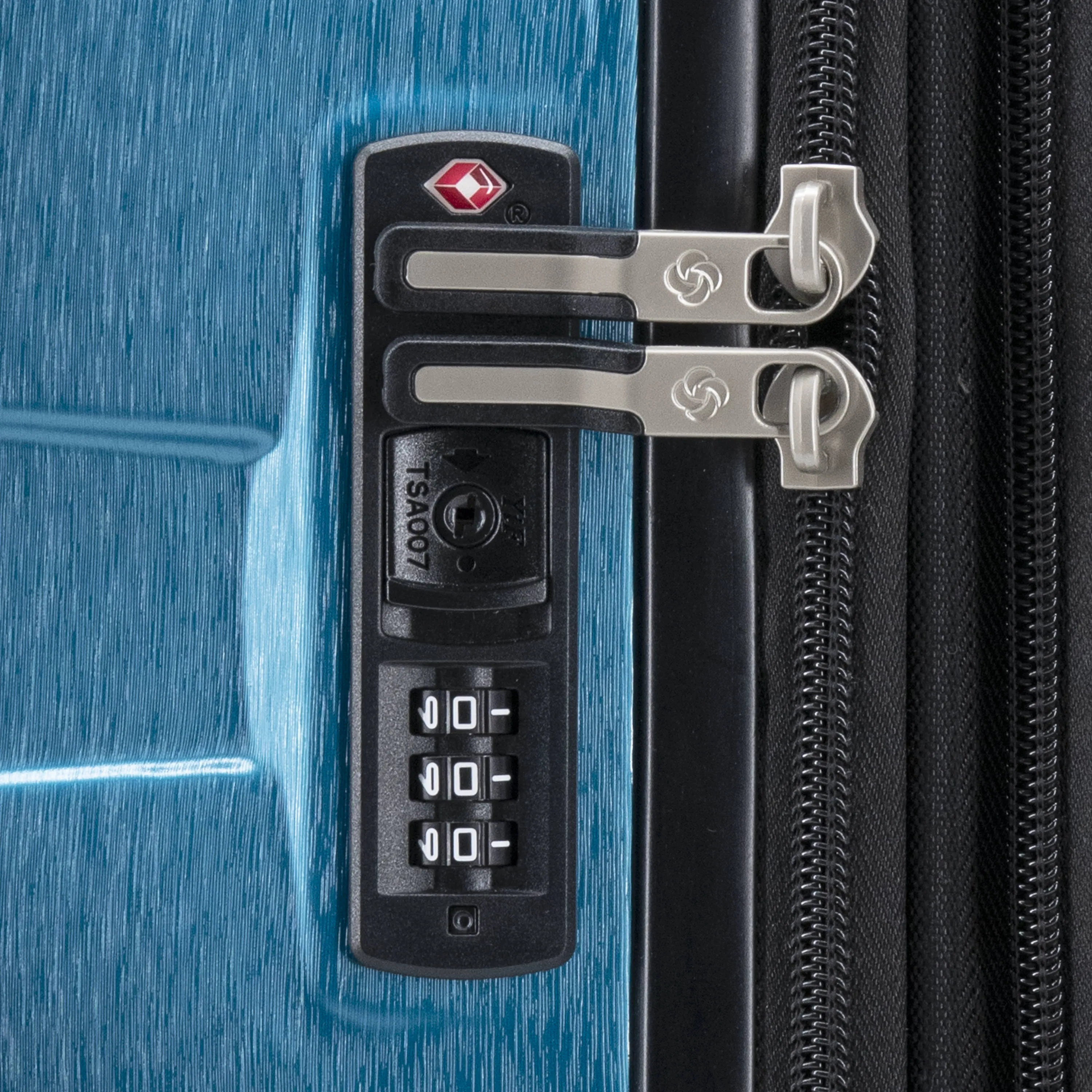 Samsonite Ziplite 6 Spinner Medium Expandable Luggage