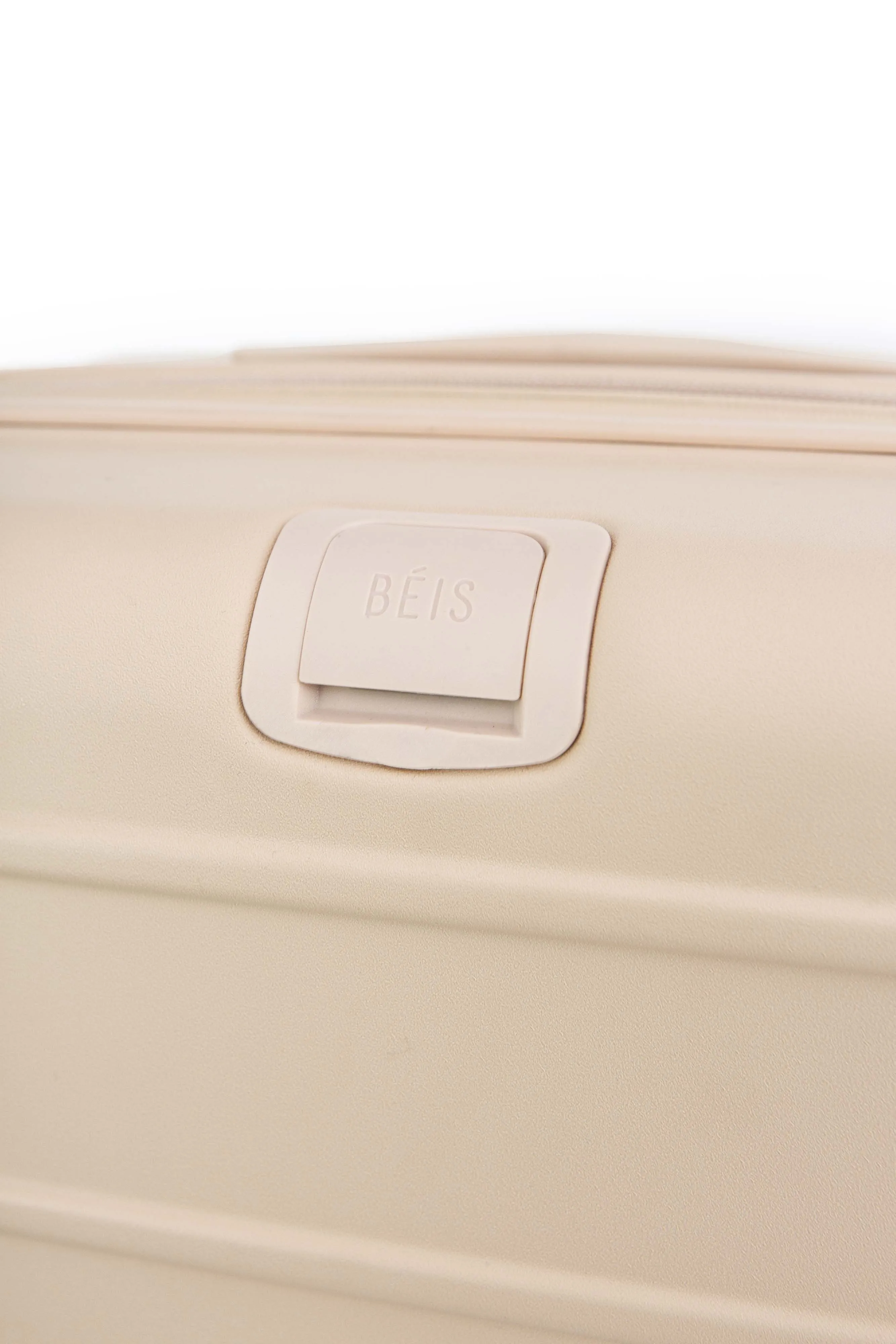 The Large Check-In Roller in Beige