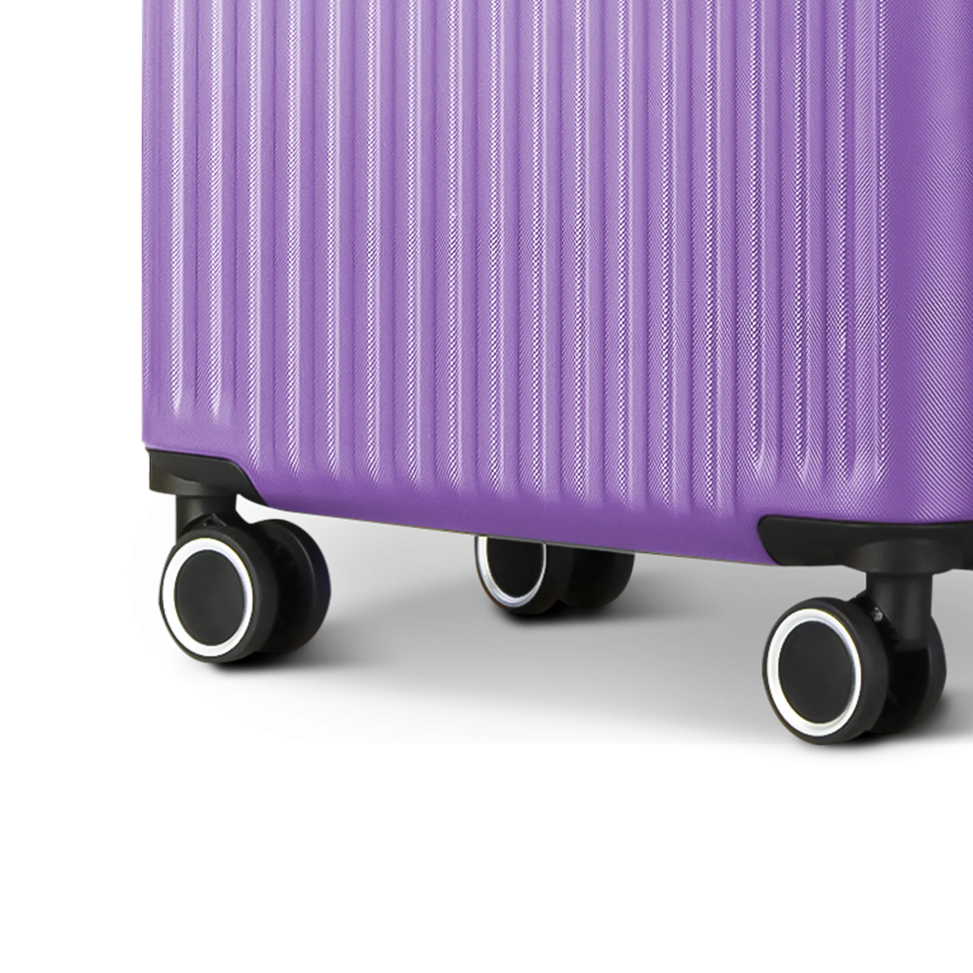 Vacay 28" Suitcase in Lavender