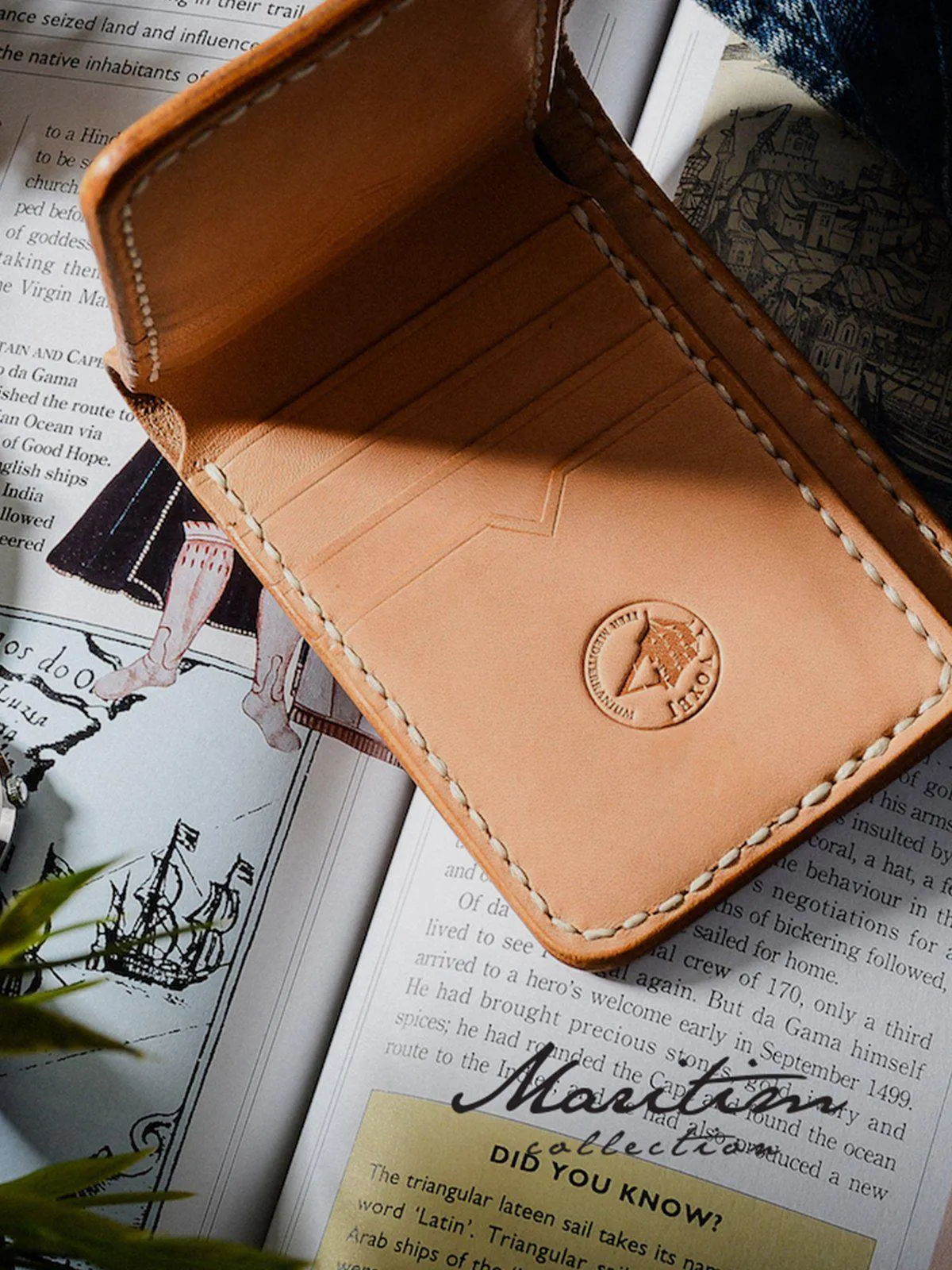 Voyej Nusa Natural Short Wallet